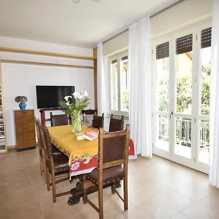 Anzio 9 Holiday home *